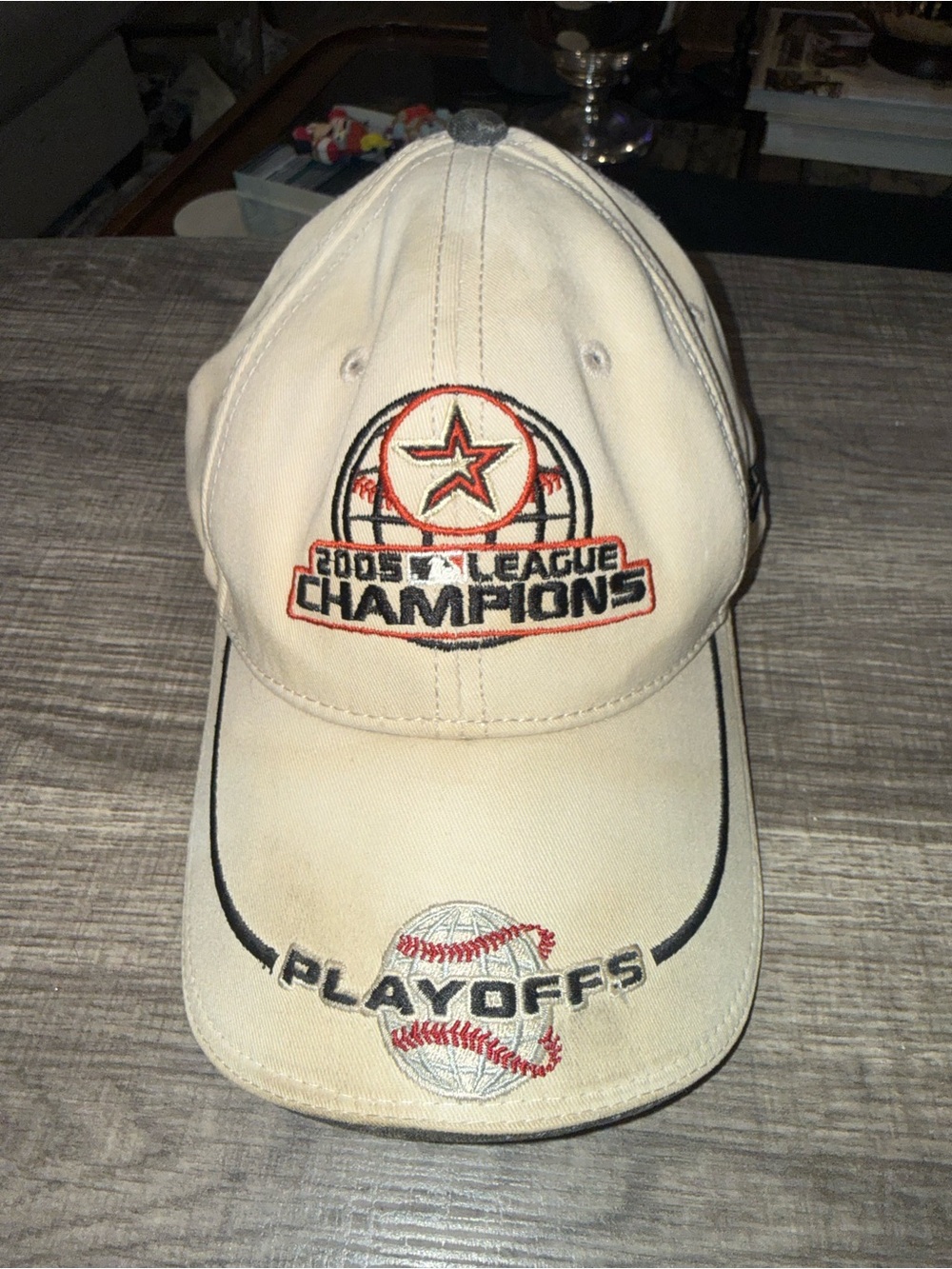 New Era Cream & Black '2005 League Champions Playoffs' Baseball Cap